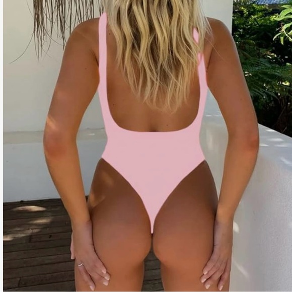 Swim suit - Picture 3 of 3